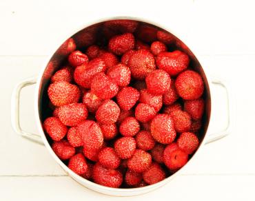 Fldermarinerade jordgubbar