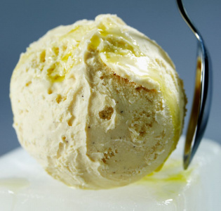 Glass med olivolja - är det gott?