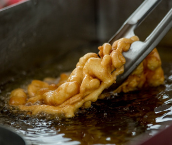 Häll inte stekfett i avloppet!