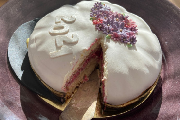 Baka studenttårtan själv