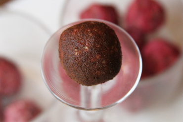 Lite nyttigare lakritsbollar med eller utan hallon