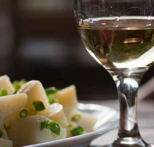 Potatissallad med citronolja och balsamico