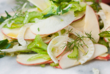 Äppel- & fänkålssallad med grapefruktdressing