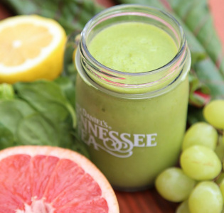 Matcha  & mango smoothies