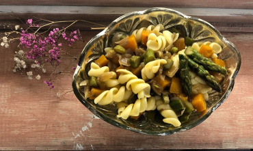 Pasta med sparris och Portvinsvinäger