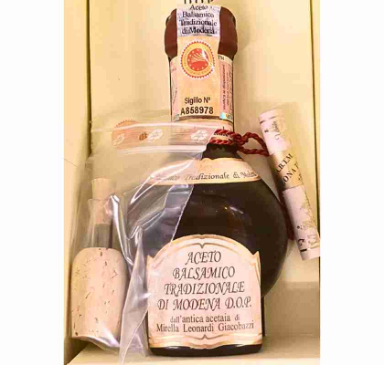 Aceto Balsamico Tradizionale 12 r Nonna Carlotta Modena i glasflaska