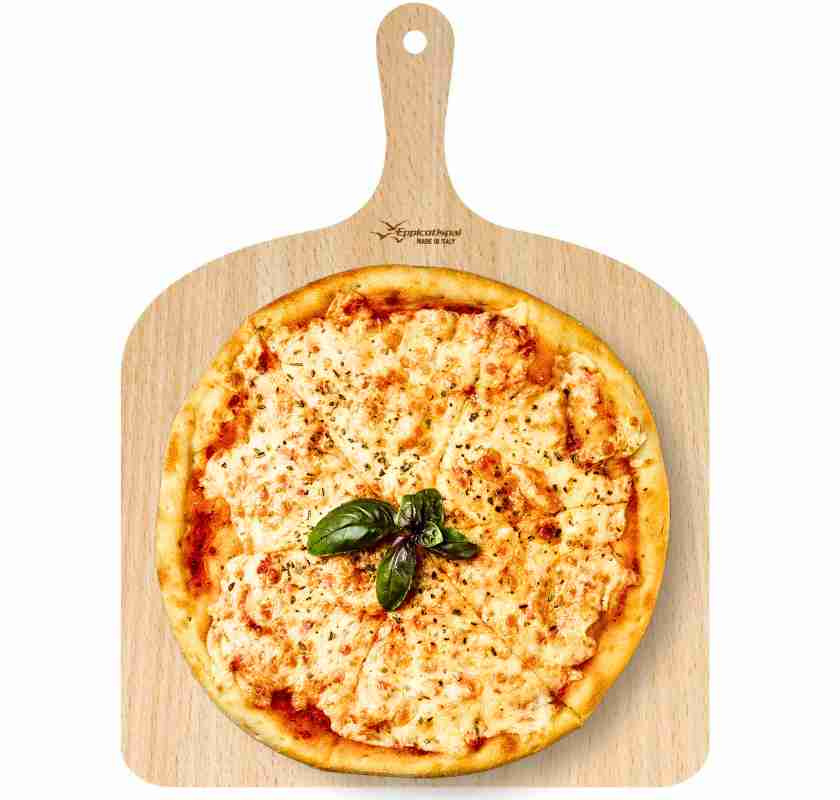 Pizzaspade i tr� med pizza Eppicotispai