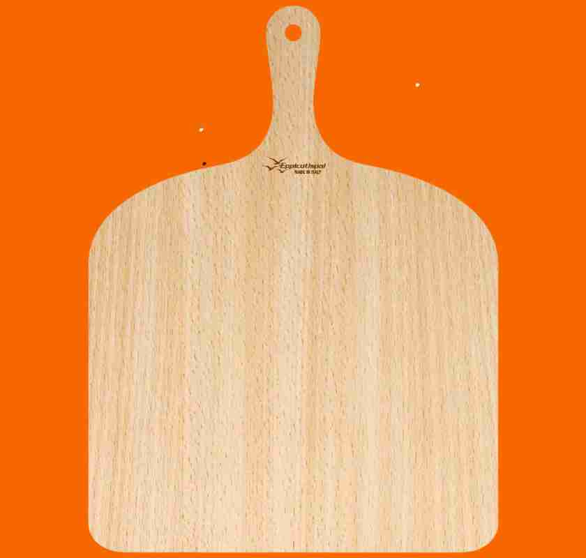 Pizzapeel & br�dspade i tr� med pizza Eppicotispai mot orange