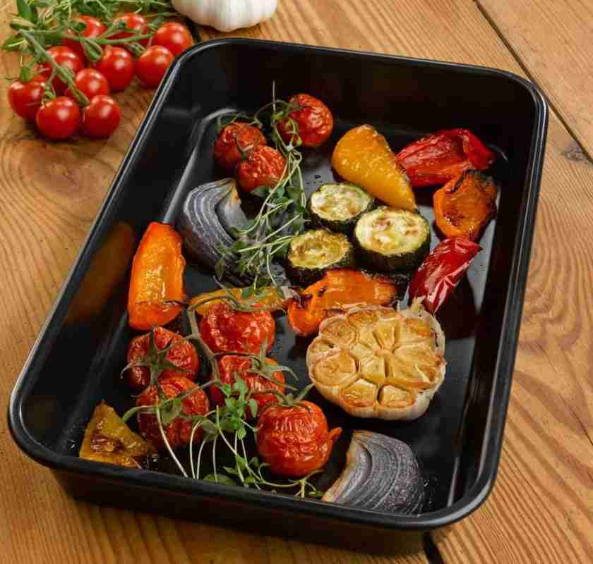 Ugnsrostade gr�nsaker i liten ugnspanna eller browniepanna Tala