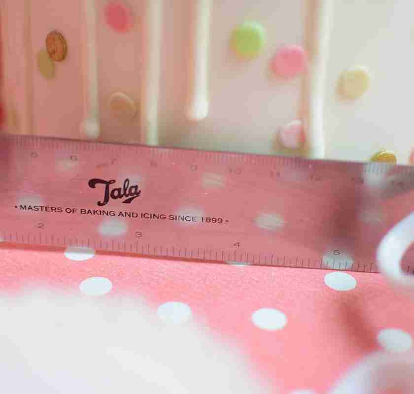 Rak palett 150 mm graderad Tala n�rbild av blad