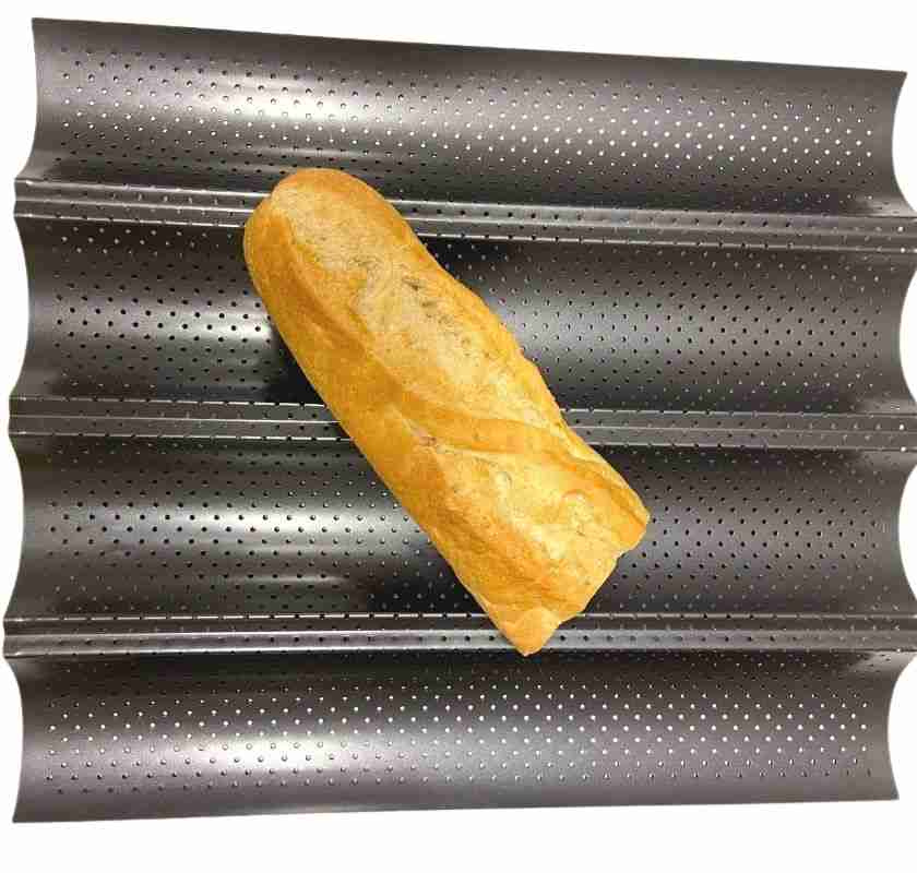  Baguettepl�t f�r 4 br�d – Perfekta, frasiga baguetter varje g�ng