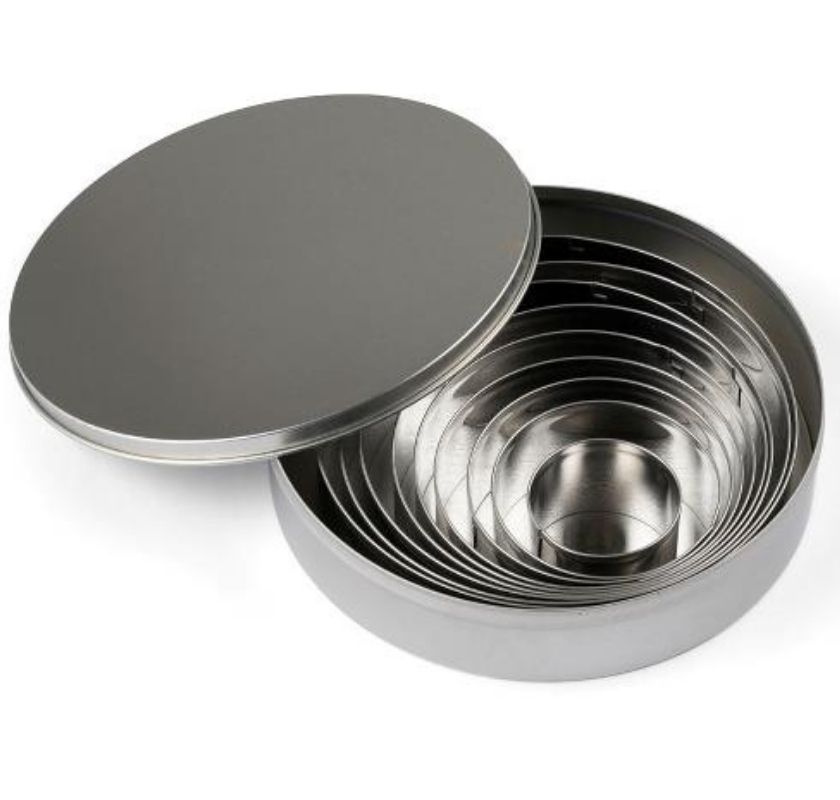 Utstickare rund set om 12 delar 