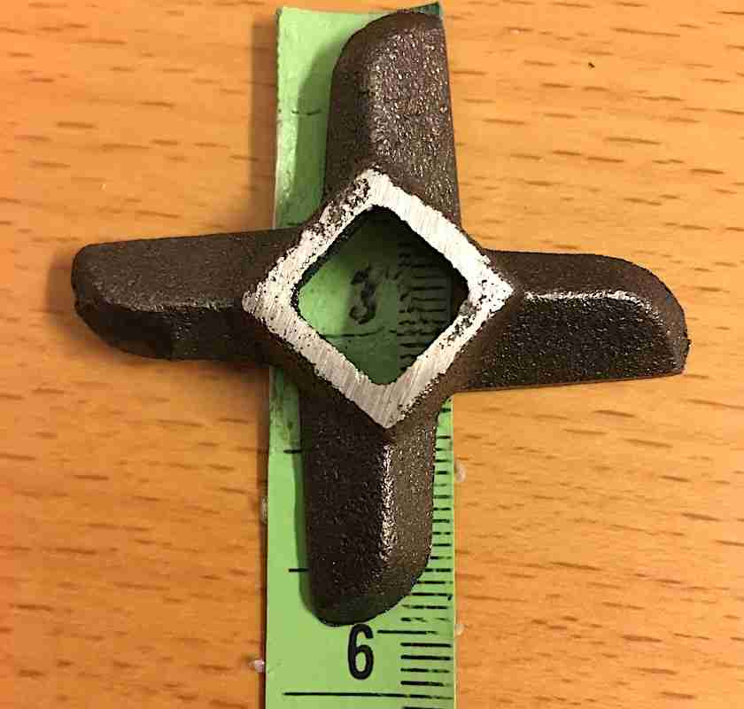 M�tt p� kniv till k�ttkvarn 