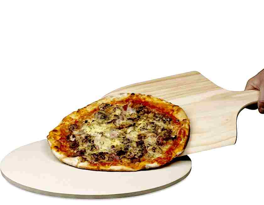 Rund pizzasten med pizzaspade Funktion p� Freaky Kitchen