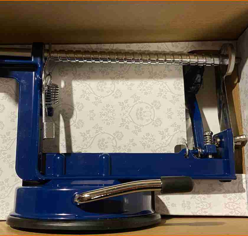 Bl� �ppelskalare Moster Hulda i l�dan