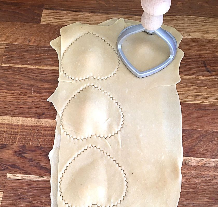 hemlagad ravioli  hj�rtformad med stans