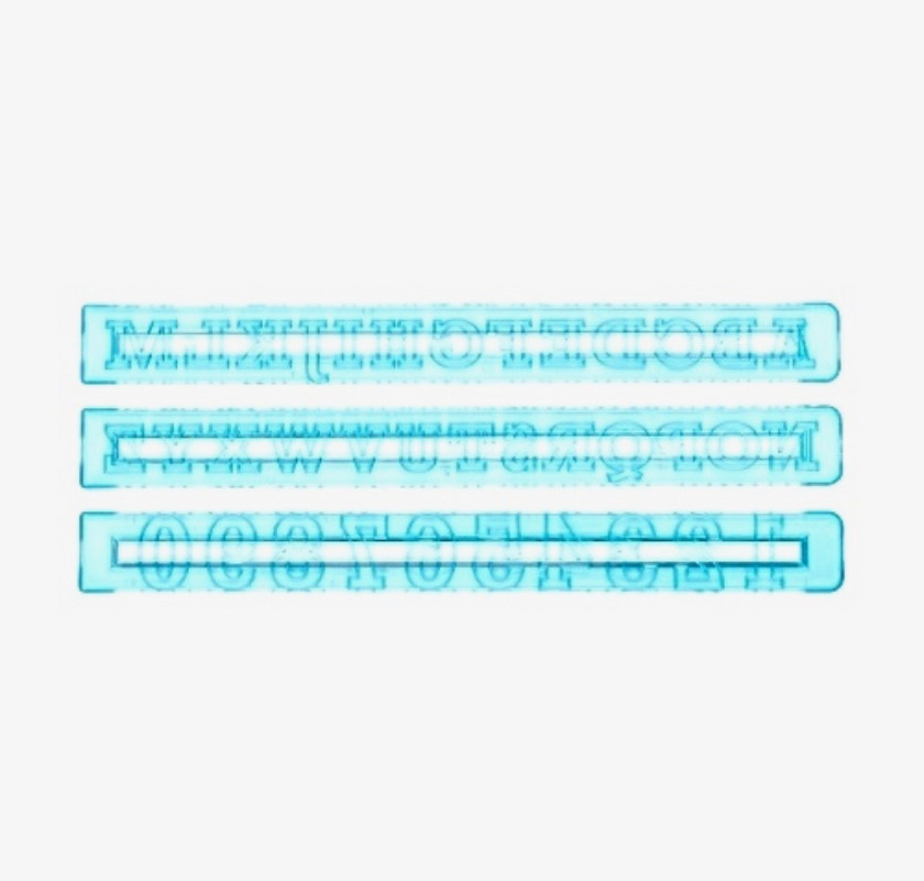 Utstickare bokst�ver och siffror