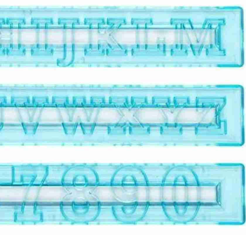 N�rbild p�  utstickare bokst�ver och siffror fr�n Tala