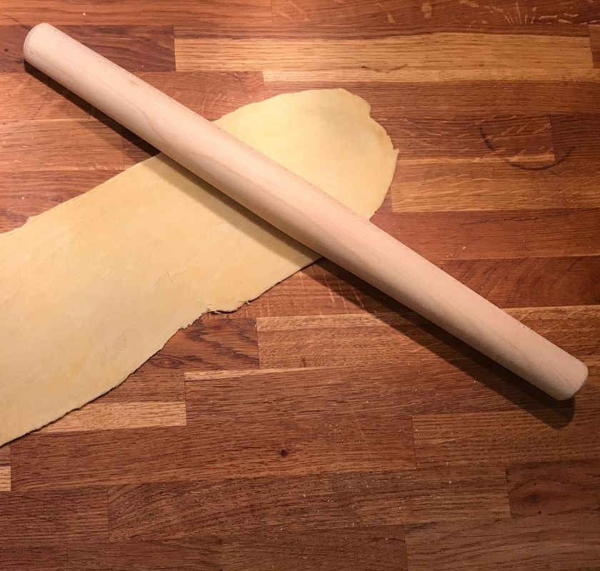 Bikonisk kavel f�r pizza och br�d