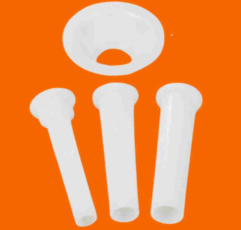 Korvhorn 3 storlekar till kvarn nr 8 Diameter 1,3 cm, 1,7 cm  och 2,1 cm 