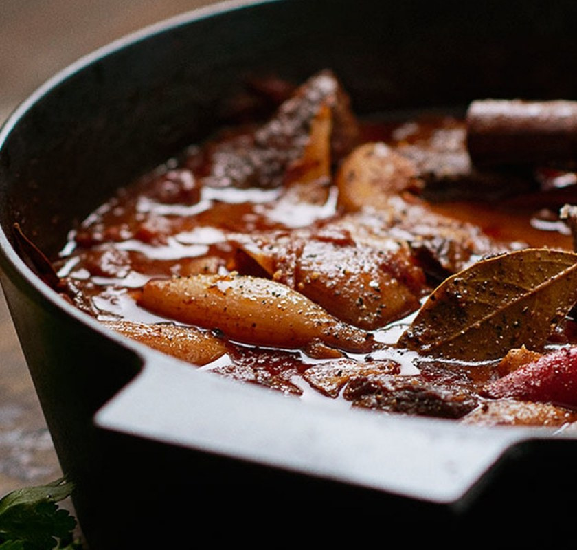 Gjutj�rnsgryta med lock 4,6 liter Mors� UTG�TT