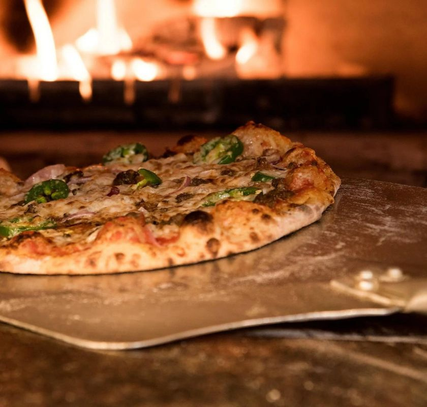 Pizzaspade Peel i ugnen