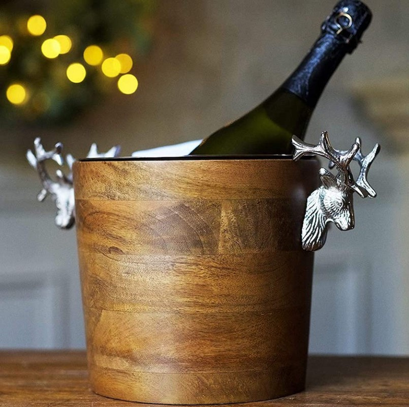 Vinkylare i tr� med horn