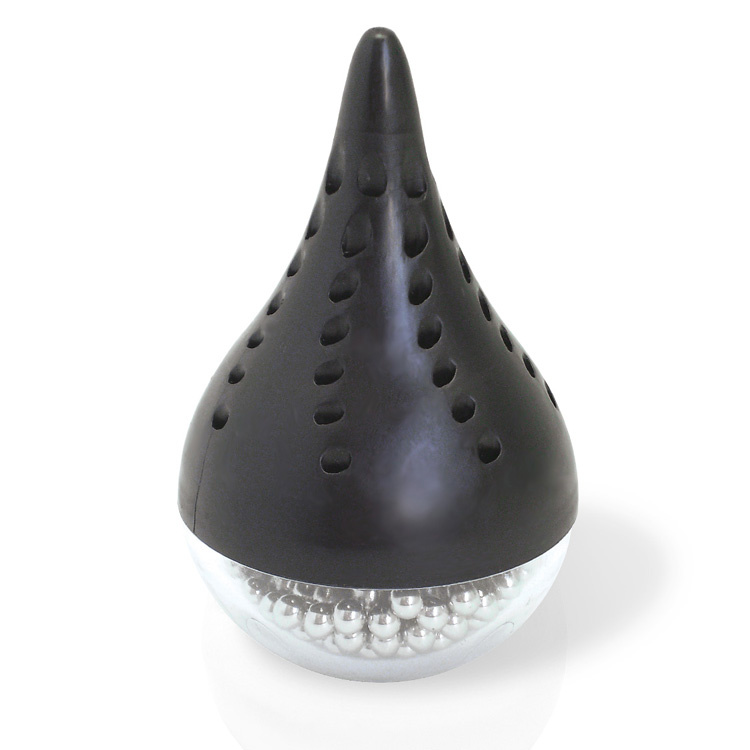 Cleaning balls black p� FreakyKitchen