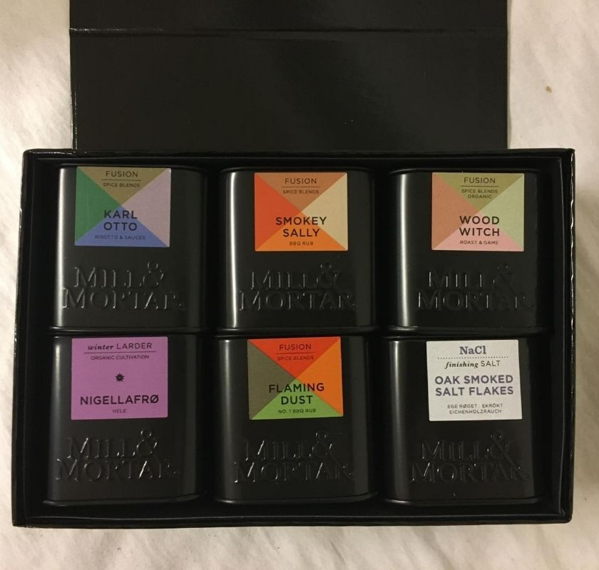 Presentask f�r 3 eller 6 kryddburkar Mill & Mortar (utan burkar)