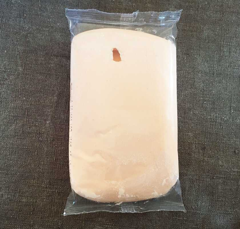 Sugarpaste Pettinice hudf�rgad 250g fr�n Bakels