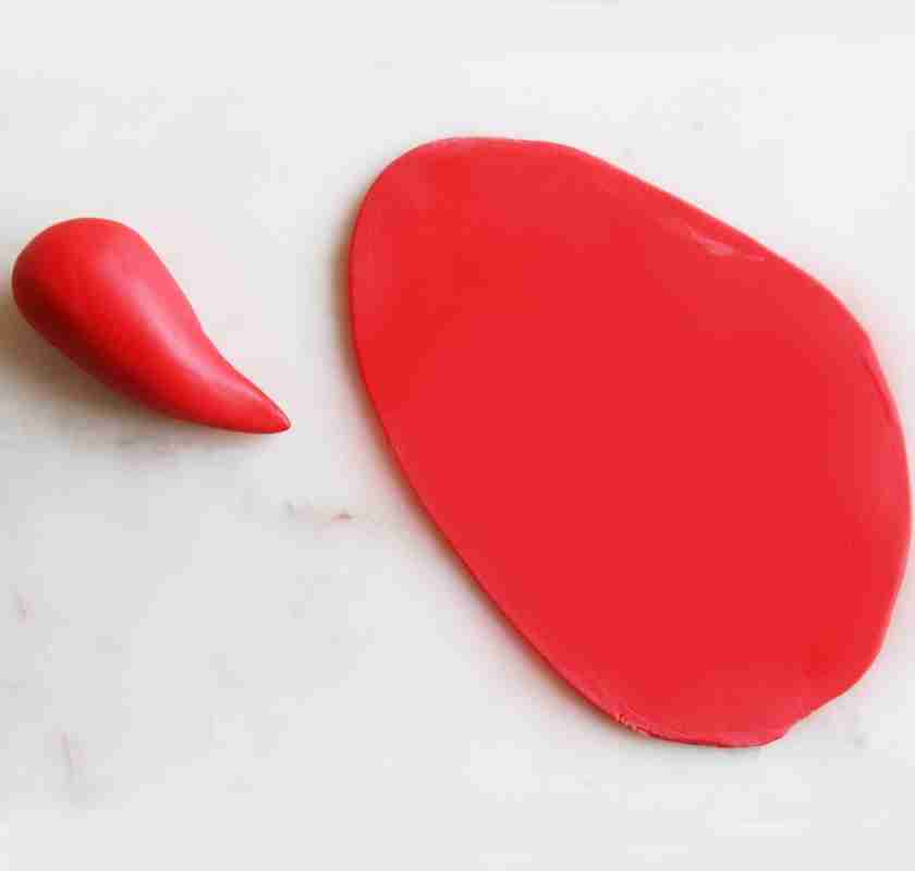 Sugarpaste red 250g Pettinice no 5 Bakels