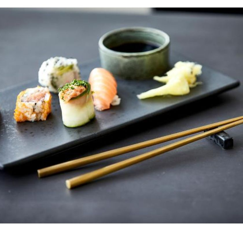 Tallrik rektangul�r i stengods