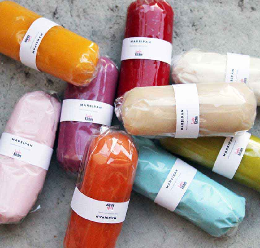 F�rgsprakande marsipan freaky kitchen