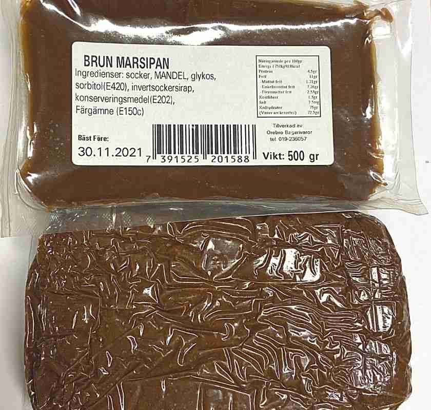 Brun marzipan diplom kobia