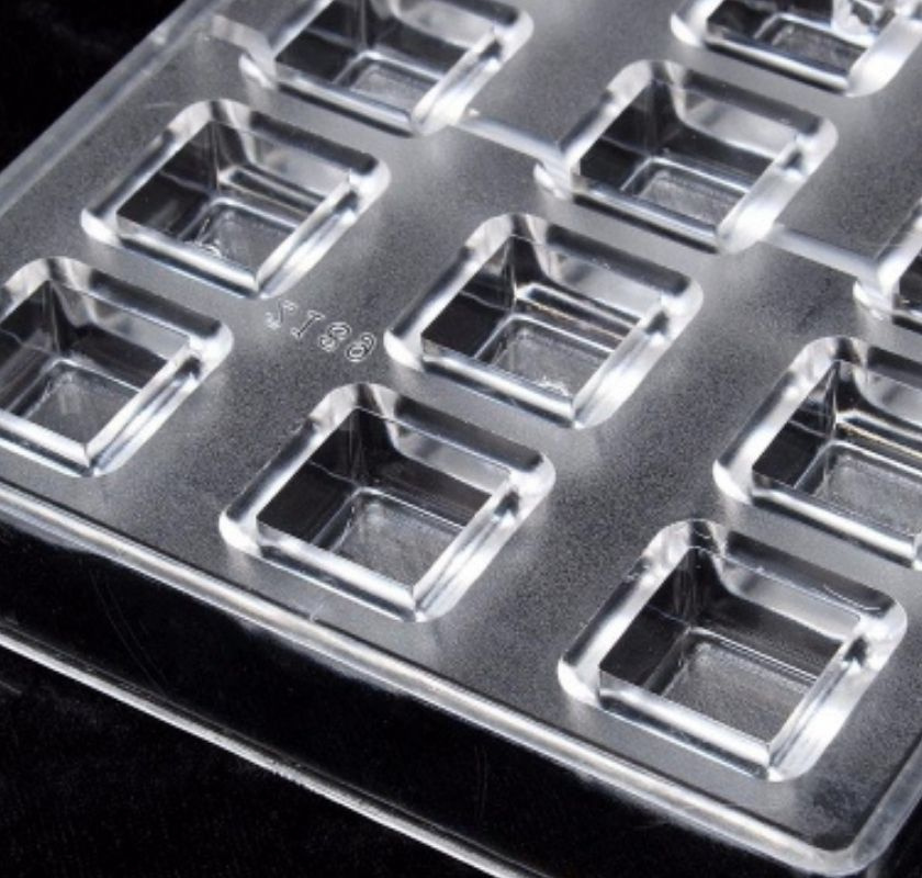 Pralinform kvadrat 24st Freaky Kitchen