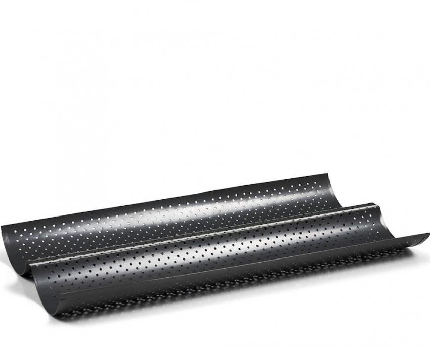 Perforerad pan riche form f�r 2 baguetter