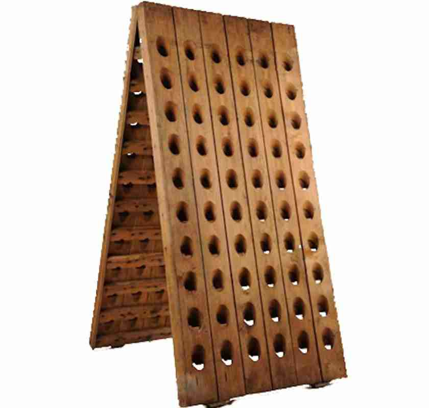 Champagnest�ll i ek Pupitre f�r 120 flaskor natur