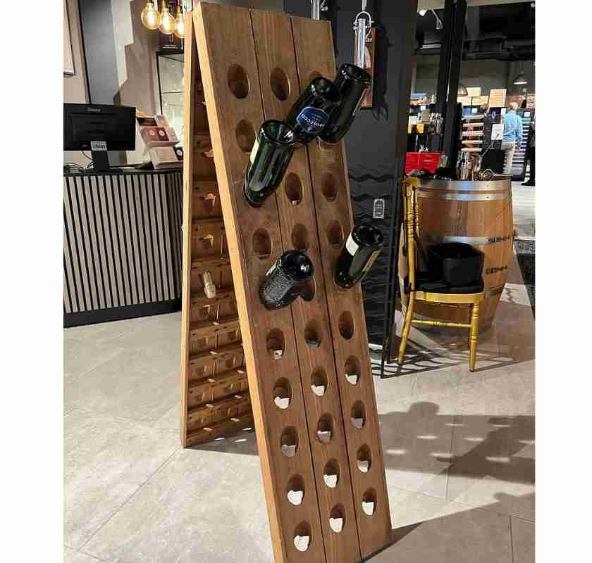 Champagnest�ll i ek Pupitre f�r 60 flaskor natur