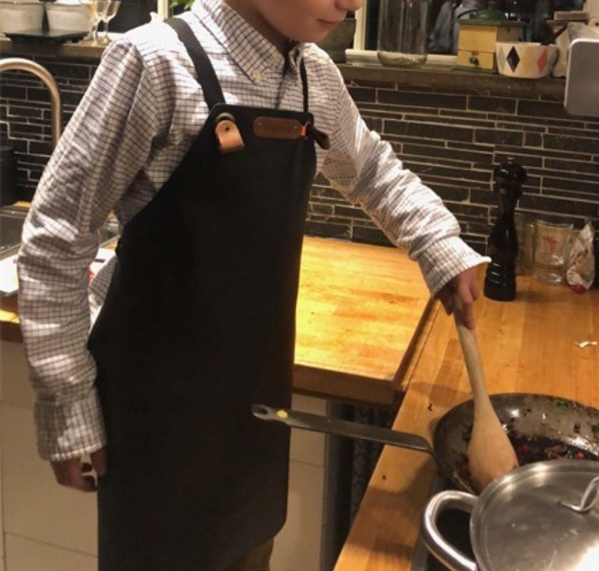 Barnf�rkl�de i skinn brunt