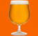 Allroundglas eller lglas i plast fyllt med l, mot orange bakgrund