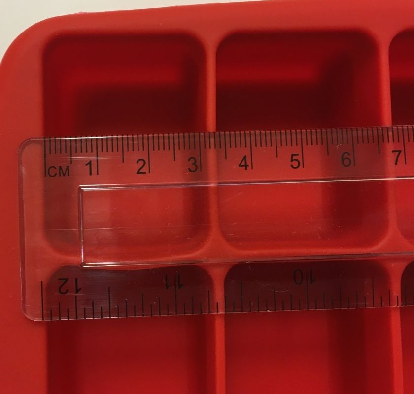 Isbricka i silikon med lock