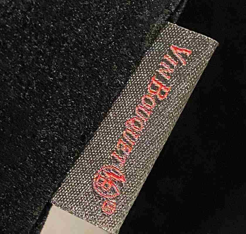 Blindprovarp�sar 4st till vinprovning etikett sydd i sidan av p�sen