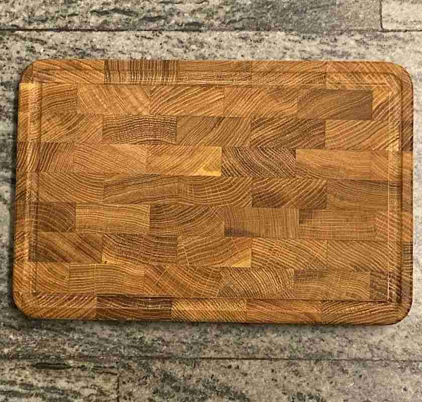 Sk�rbr�da i nordisk ek med r�nna 30 cm Culimat