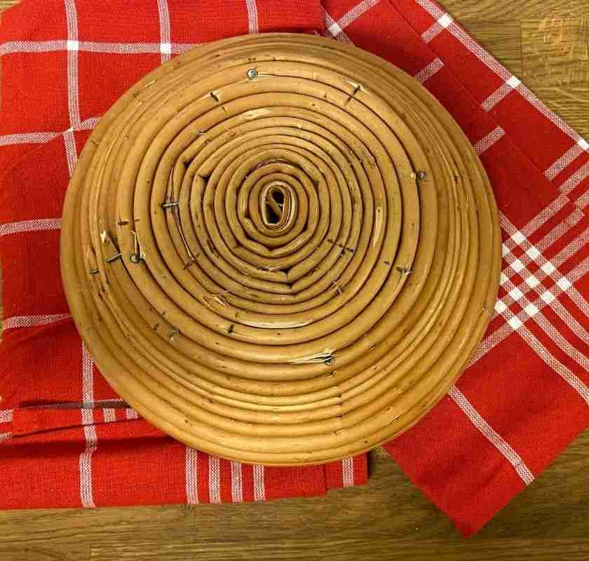 J�skorg rund 22cm i pil