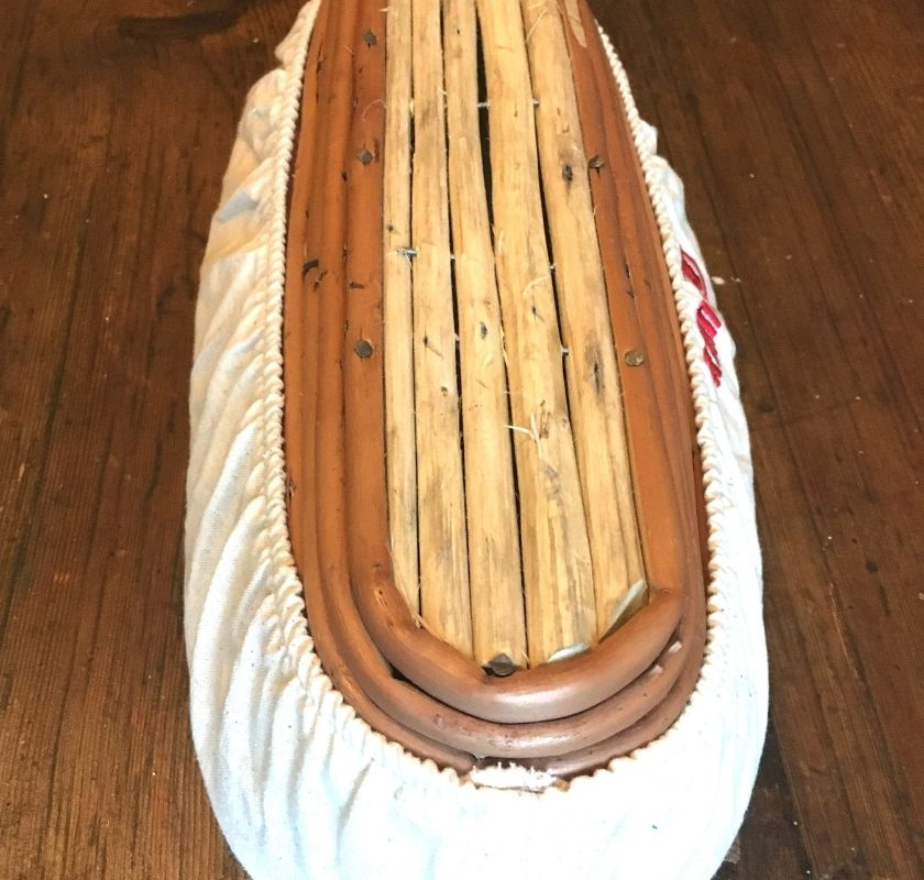 Oval j�skorg i PIL med �verdrag i textil