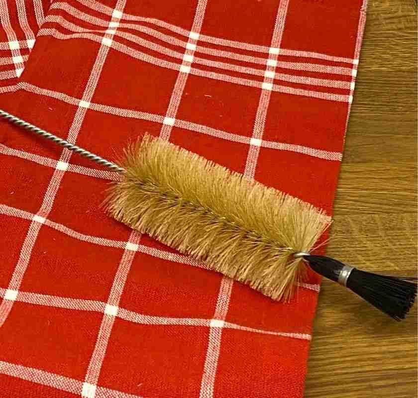 Flaskborste med tofs av naturborst 5cm