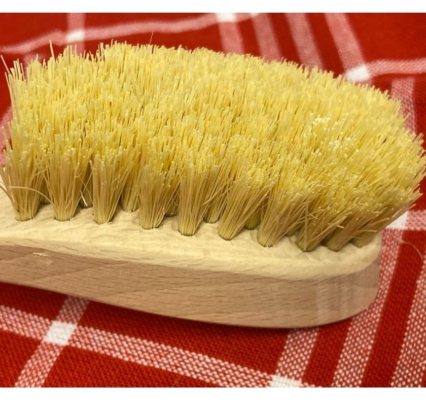Diskborste i tr� med fiberborst