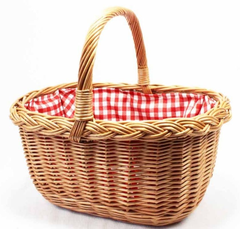 Klassisk utflyktskorg i fl�tad pil
