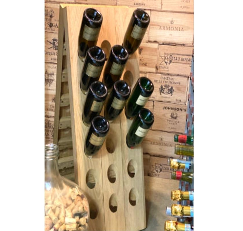 Vinst�ll i tr� f�r 36 champagnebuteljer