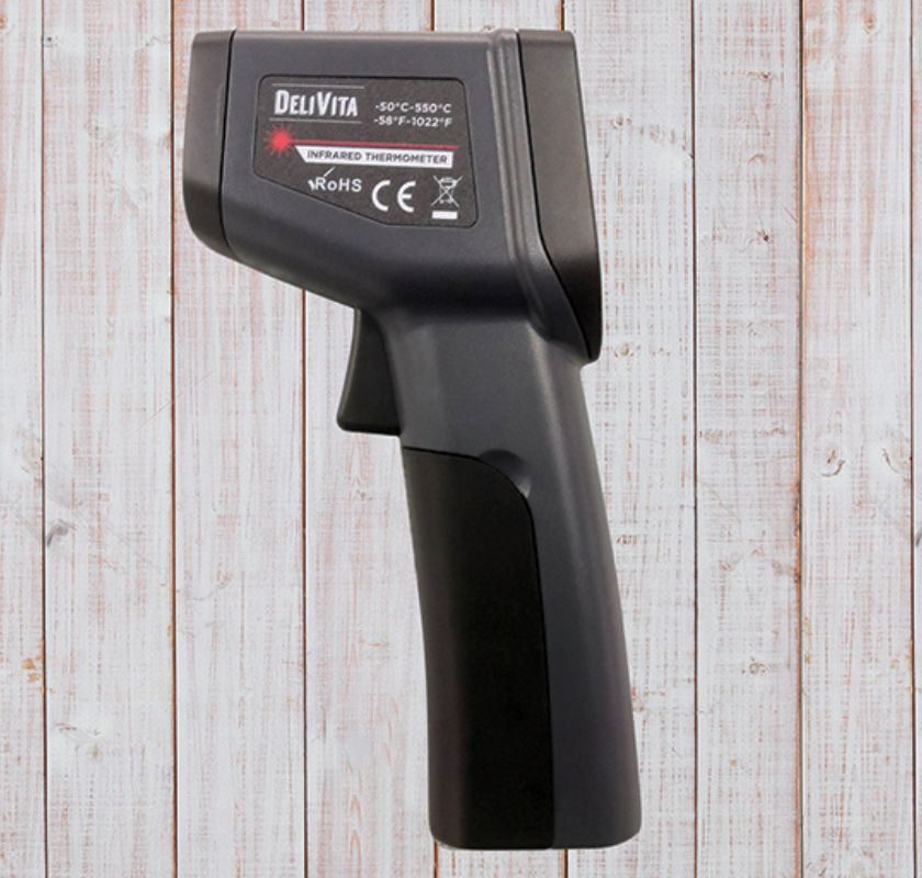 infrar�d termometer f�r matlagning och grillning 